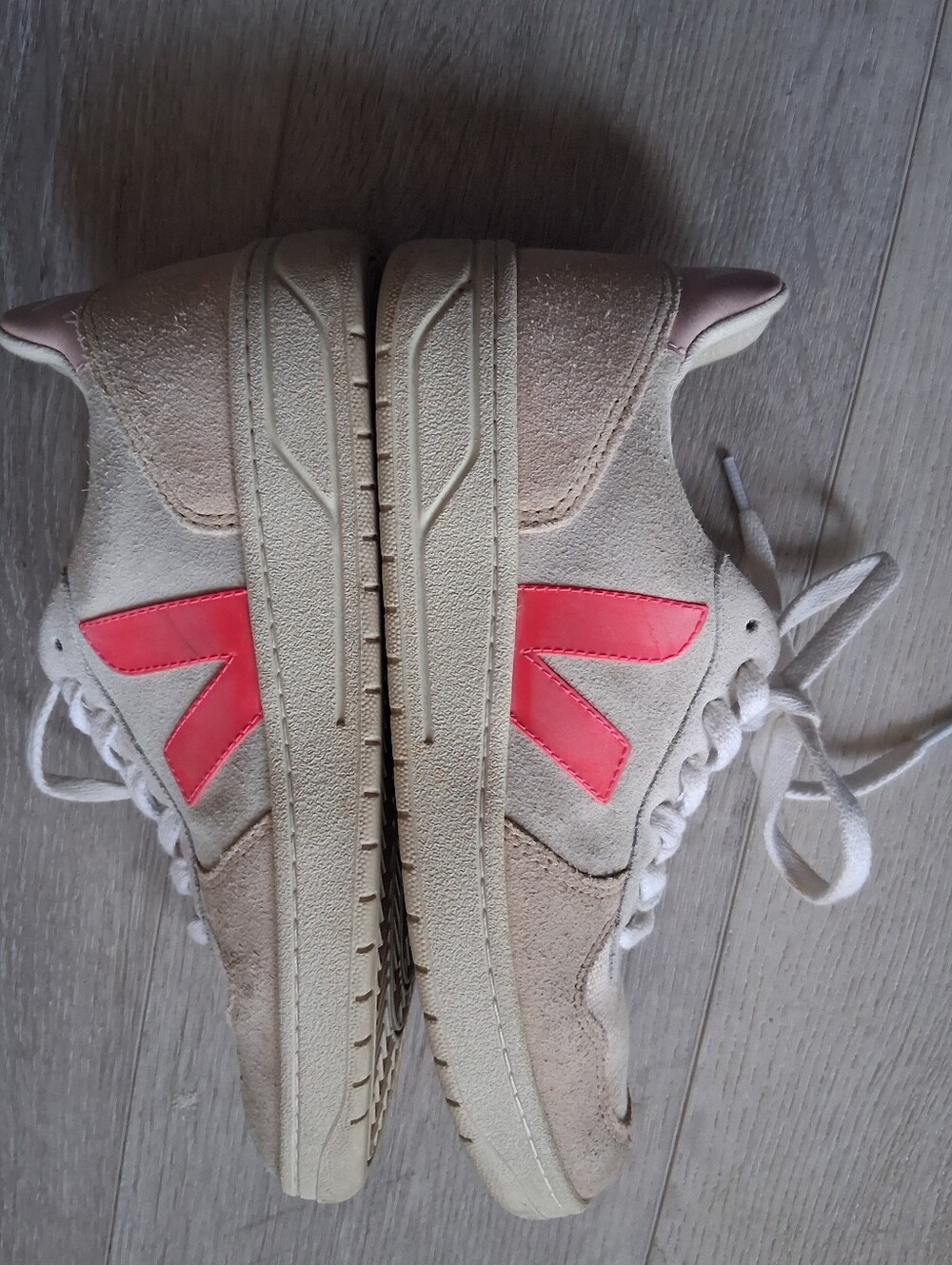 Veja Beige Suede Sneakers with Pink Coral V Logo